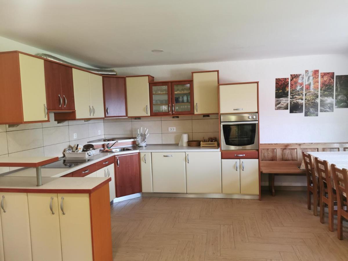 Apartma Brest Gornji Grad Eksteriør bilde